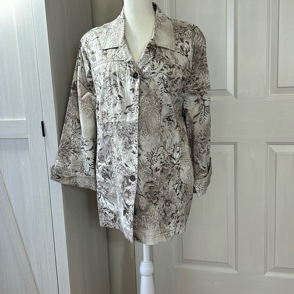 Chicos NWT Crème/Brown/Floral Jacket Sz 3 - Picture 1 of 8